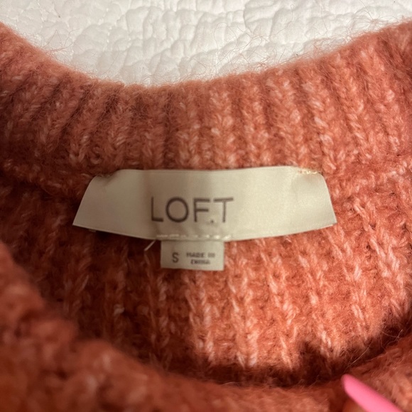 Loft pink sweater small - Picture 3 of 3